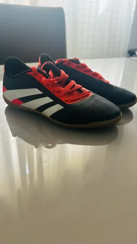 Chuteira futsal original Adidas n.28