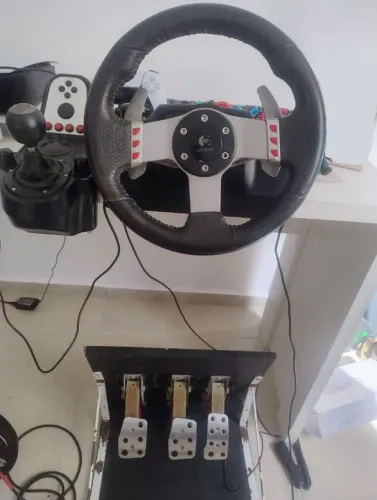 G27 LONGITECH (Pedal Invertido)
