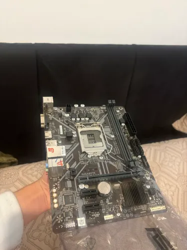 Placa mãe H310M