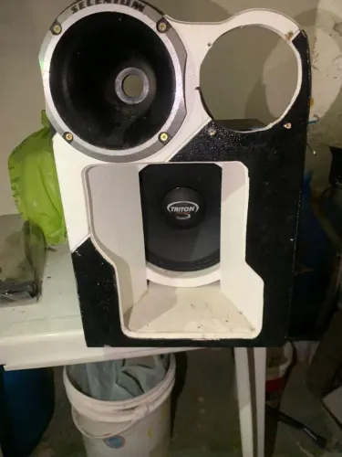 Médio triton 800