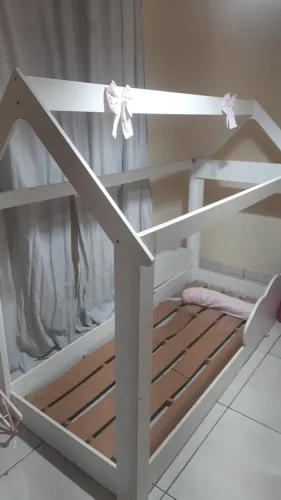 CAMA CASINHA MONTESSORIANA - BRANCA
