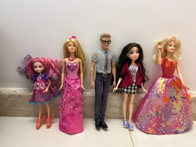 Kit 5 Barbies exclusiva! Originais de filmes!