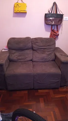 Sofá pequeno 2 lugares
