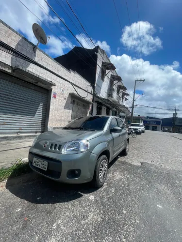 Fiat Uno Vivace Celeb. 1.0 EVO F.flex 8V 5P 2013