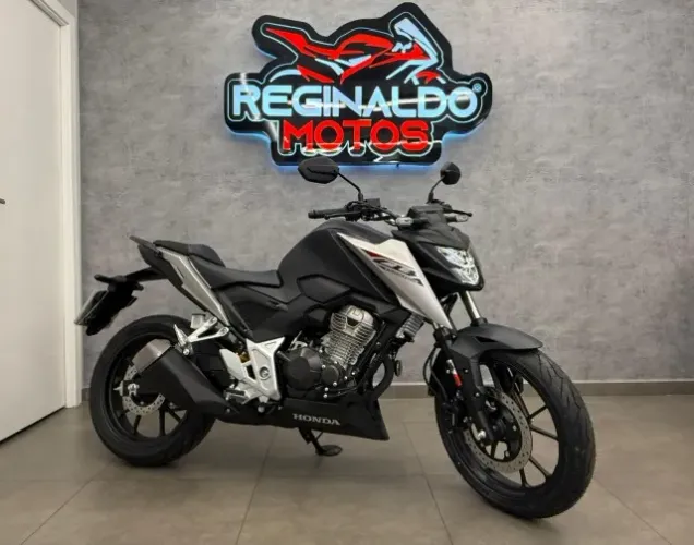 CB 300F TWISTER CBS - 2026 - CINZA