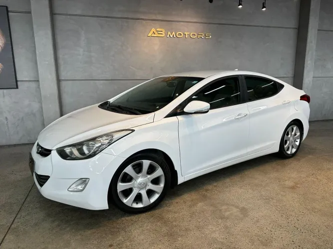 Hyundai Elantra GLS 1.6 2013