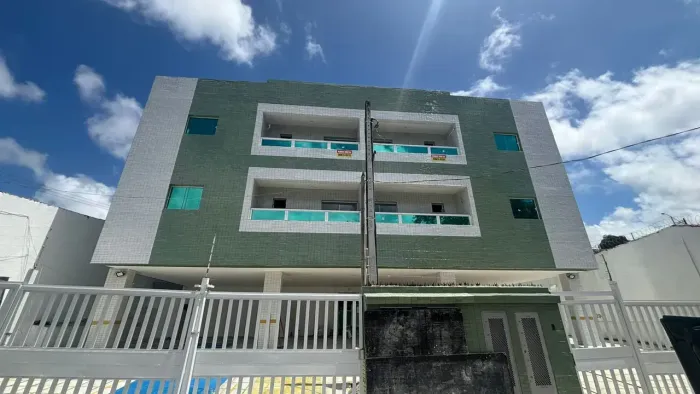 Apartamento Térreo C/Área Externa no Varjão C/104,50m² 02 Quartos, 01 Suíte, 01 Vaga !!!