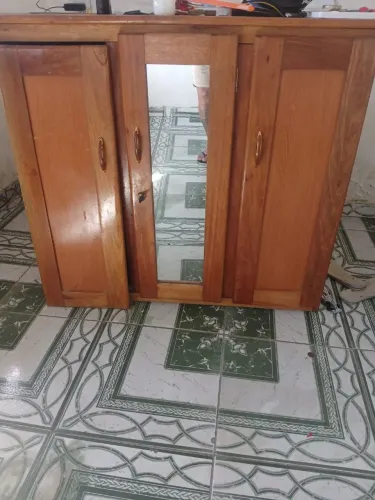 Guarda roupa e cama de casal