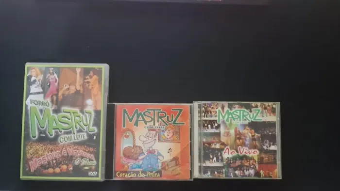 Conjunto CDs antigos Mastruz com leite