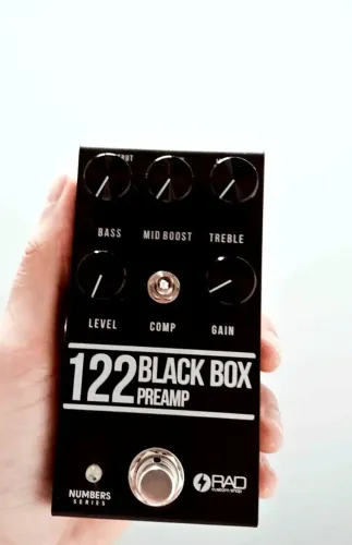 Pedal RAD Custom Shop 122 Black Box Preamp / Overdrive BB Preamp - Com Caixa