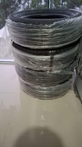 Vendo 4 pneus Hifly 175/60r14