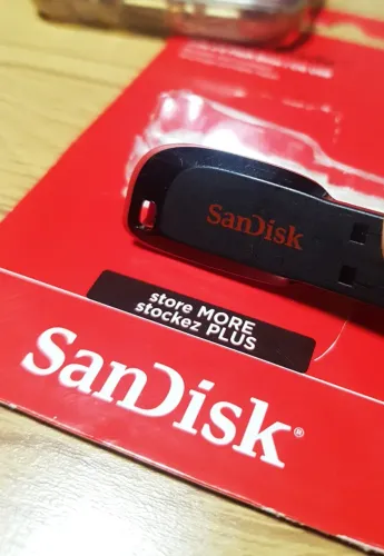 Pen Drive Sandisk 32gb Cruzer Blade