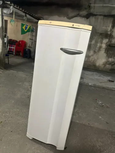 Título: Freezer Vertical Consul FE 22 - Ótimo estado ?
