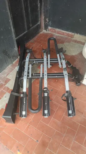 Transbike Thule Rideon Transbike P/3 Bike Engate 9503 Cor prata e preto