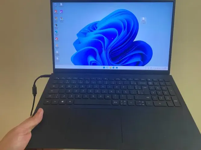Notebook DELL Vostro 15 3510