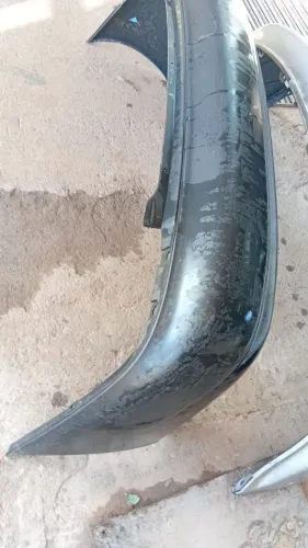 Vendo parachoque dianteiro do subaru usado e o traseiro subaro novo 