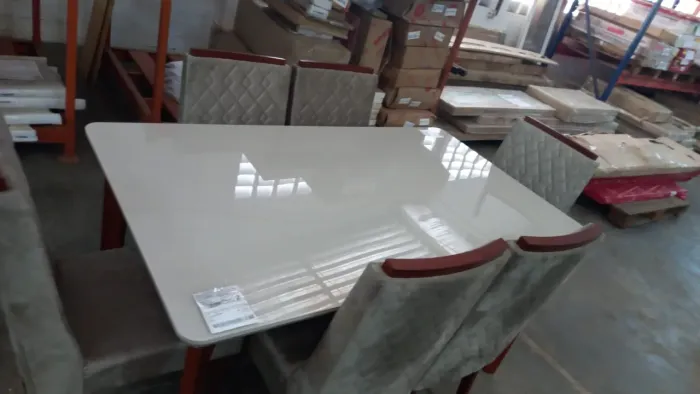 Conjunto Mesa Retangular Abeille com 6 cadeiras