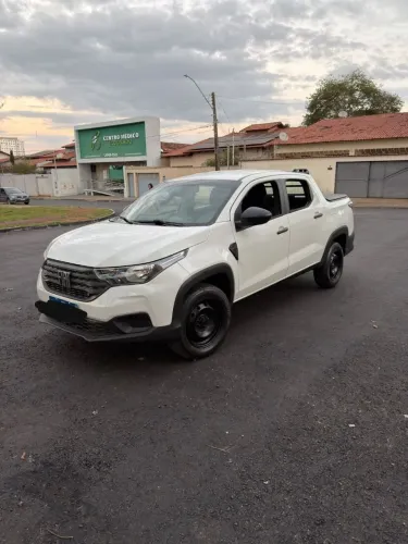 Fiat Strada Endurance 1.4 Flex 8V C 2021