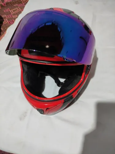 Capacete axxis semi-novo