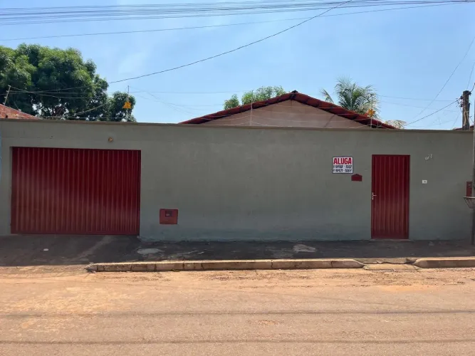 Vendo Casa bem localizada no bairro Vila Operaria.