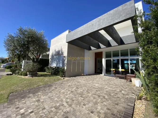 Casa em Condomínio Mobiliada em Capão da Canoa - Condomínio Capao Ilhas Resort - Venda REF