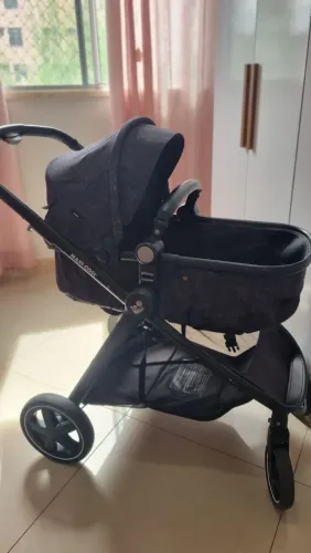 Carrinho de bebê Moisés da Maxi Cosi