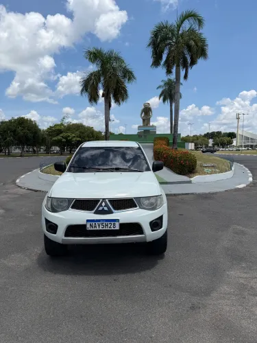 Mitsubishi L200 Triton GLX 3.2 CD TB Int.diesel MEC 2015
