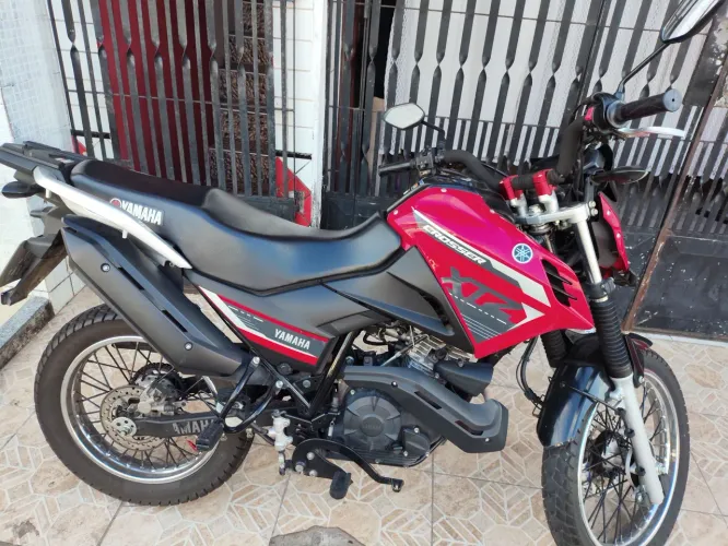 Crosser s em dias muito linda de garagem pouco rodada