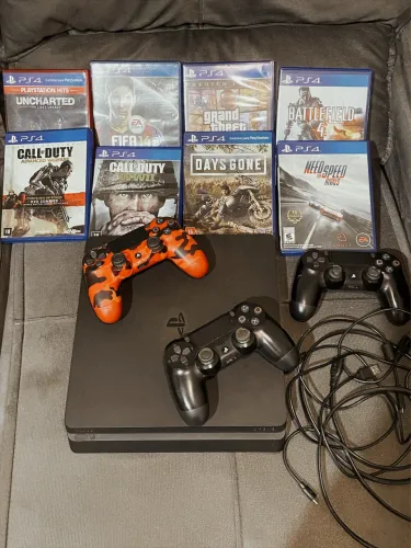 PS4 + JOGOS