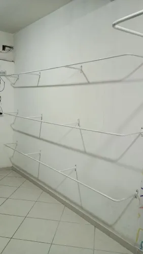 Araras de Parede para Loja