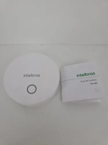 Hub de Automação Smart Intelbras ICA 1001 ZigBee branco.