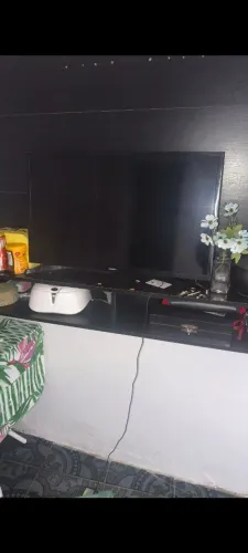 Vendo televisão smartv 32 pelegadas