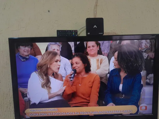 Vende-se tv 43 semp