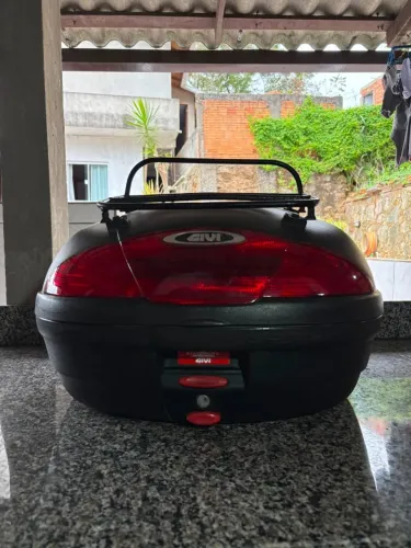 Baú Givi 45 Litros e Churrasqueira (Suporte) 