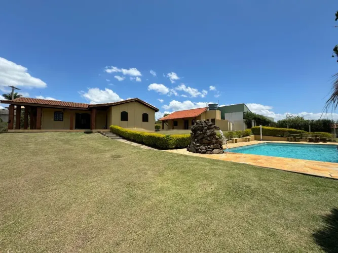 Chácara em Residencial Country Felix