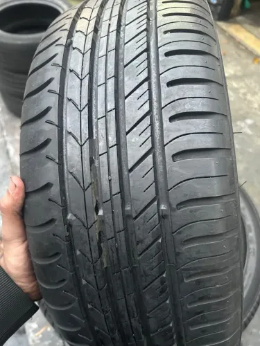 Pneus 215/55/16 para Citroen Mercedes antiga aro 16 por 250$ cada