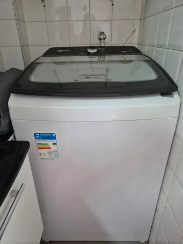 Máquina de lavar BRASTEMP 17Kg, Semi-nova, menos de 1 ano de uso.