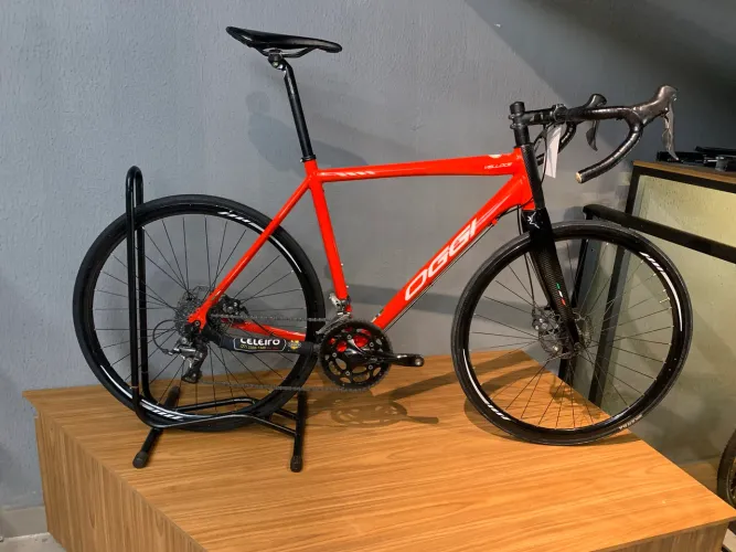 OGGI Velloce Disc 700 Tam.L/56