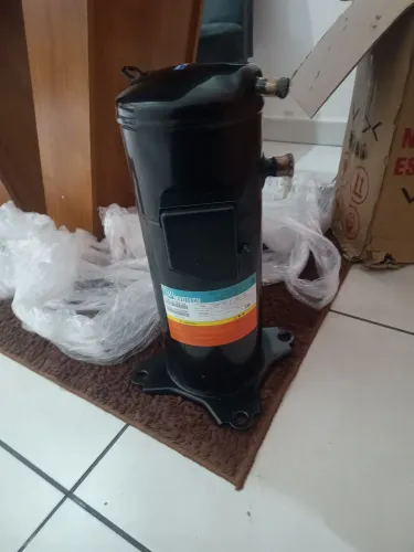 Moto compressor