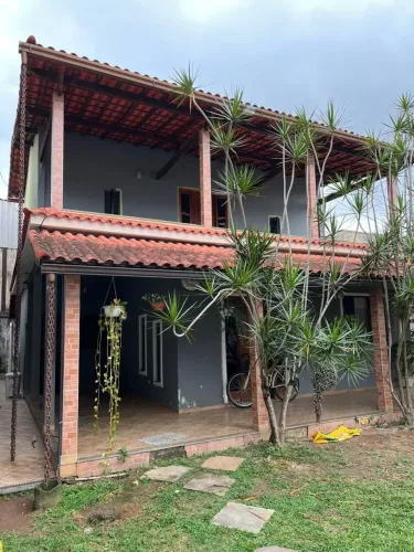 Casa Duplex com Quintal, Piscina e Churrasqueira  Conforto e Lazer em um só lugar!
