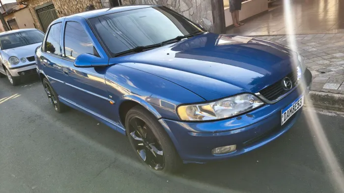 Chevrolet Vectra CD 2.2 16V / 2.0 16V Mec./aut. 2001