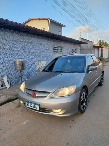 Honda Civic Sedan LX 1.7 16V 115cv Mec. 4P 2004