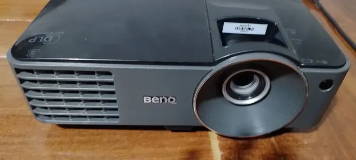 Projetor de vídeo beno