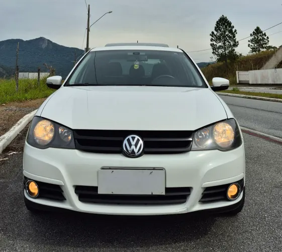 Volkswagen Golf Sportline 1.6 MI Total Flex 8V 4P 2013