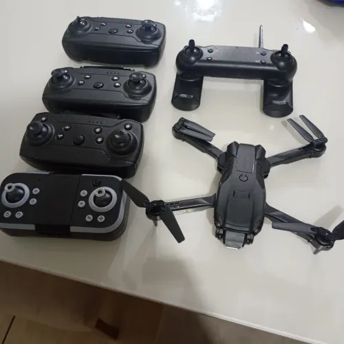 lote de controle de drones.