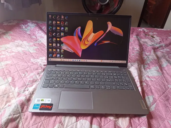 Lenovo ideapad i3 3i
