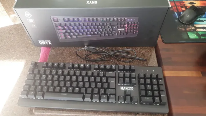 Teclado Gamer Mancer - 100% - Usado