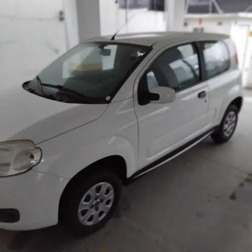 Fiat Uno Vivace 1.0 EVO Fire Flex 8V 3P 2012
