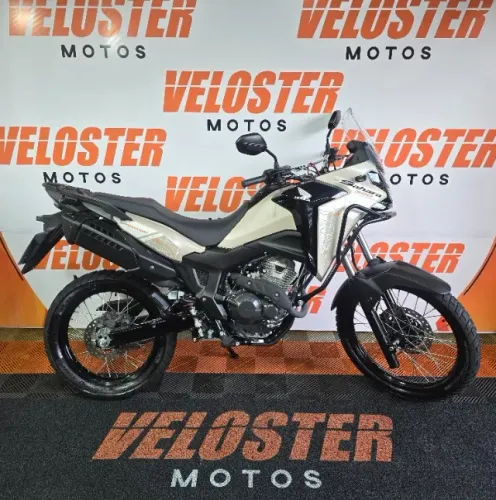Honda Sahara 300 Adventure ABS - 2026 | 1.841 KM