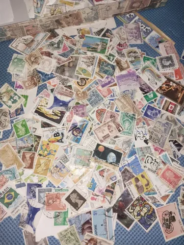 Lote de selos postais +860 unidades diversos países
